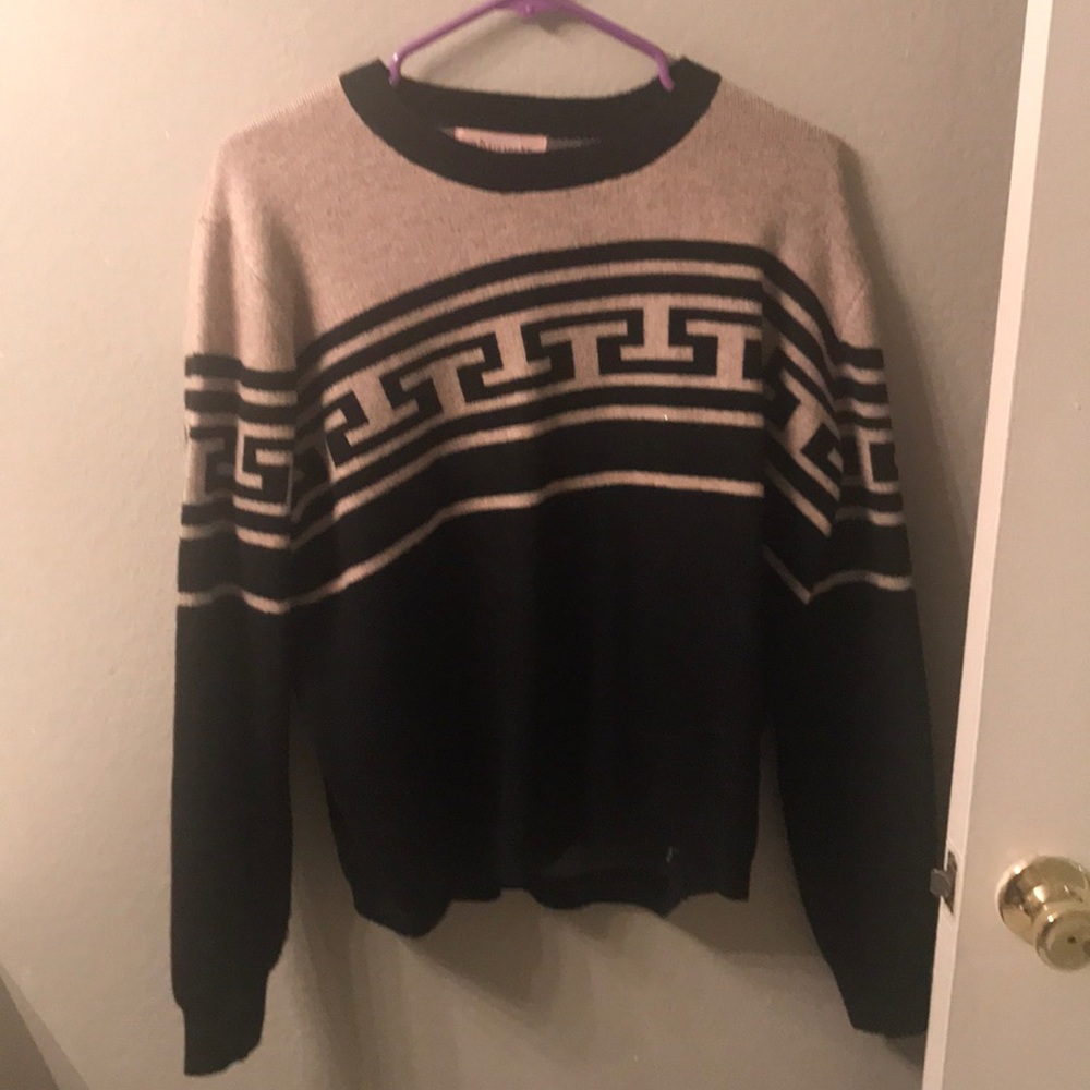 Women’s sweater
